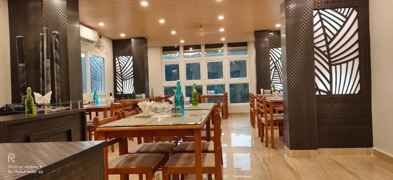 Hotel 2A Port Blair Buitenkant foto